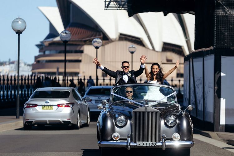 Affordable Sydney CBD wedding photography by Dreamlife Photos & Video