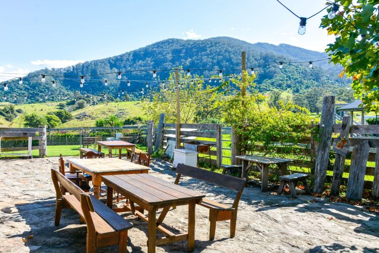 Barn wedding venue Mountain View NSW