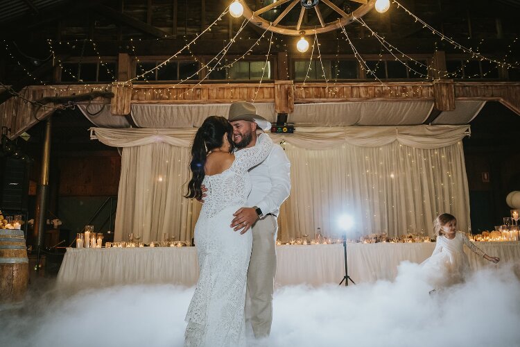 Barn wedding venue at Pioneer Country in Tweed Heads 