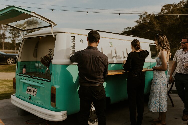Bartender Hire Kombi Keg