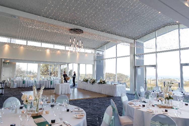 Budget reception venue at St Michaels Golf Course in Sydney