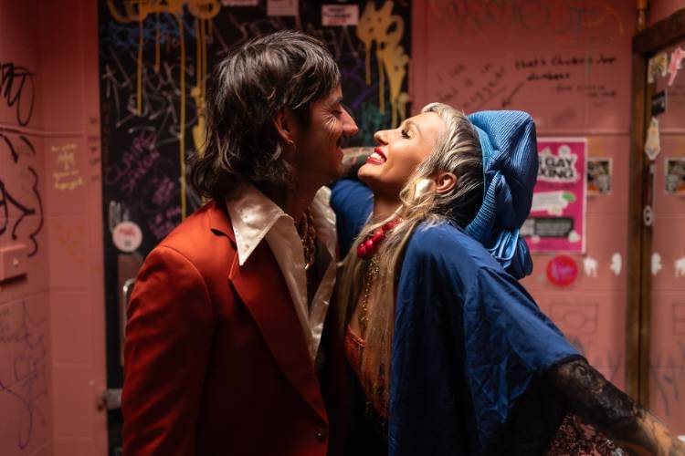 Indoor engagement photo in Sydney by Carlita Sari