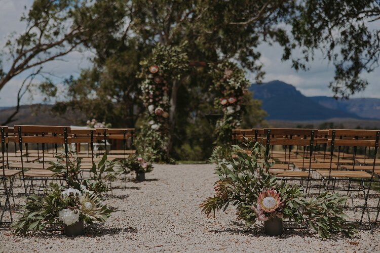 Country weddings at Dryridge Estate