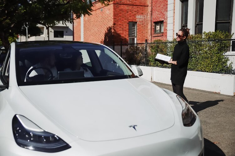 Drive Through Marriage Celebrant Perth