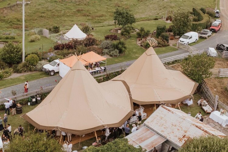 Glamping wedding venue mountain view farm