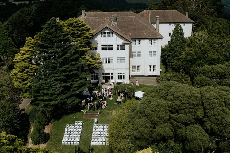 Grand hotel wedding venue in Robertson NSW