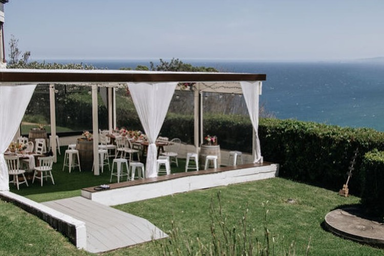 House to hire for DIY Weddings with ocean views