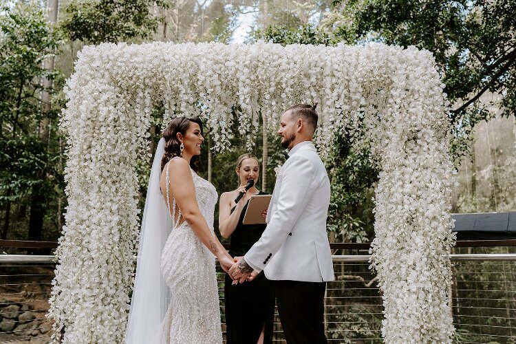 Brisbane Celebrant Lauren Bridge