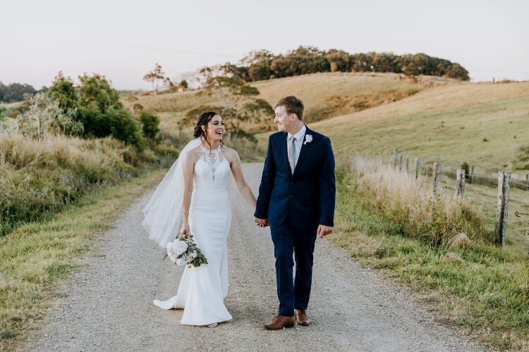 Leah Blissett Maleny Wedding Photographer