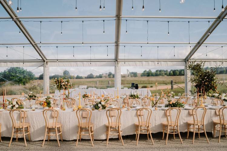 Luxury wedding location 1 hour from Canberra with a marquee reception venue