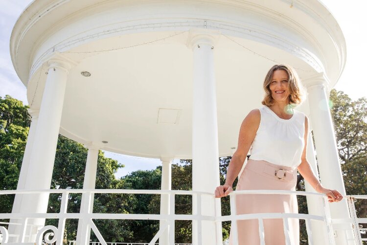 Meggan Brummer Romantic Ceremonies Officiant