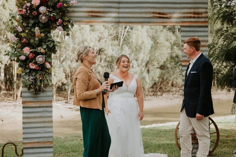 NSW Celebrant Rebecca Bunyan