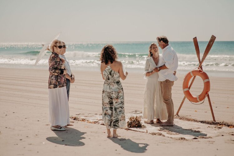 Noosa Celebrants Fancy Free
