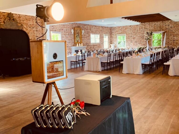 Open photo booth hire for celebrations in Terrigal