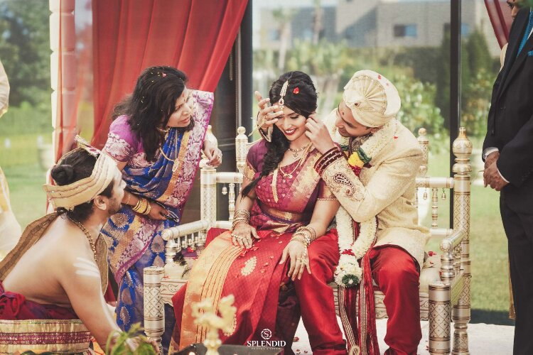 Splendid Indian Wedding Photos and Videos