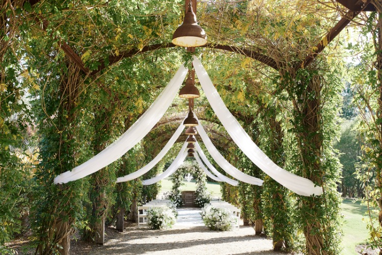 Yarramalong wedding ceremony venue at Fernbank Farm