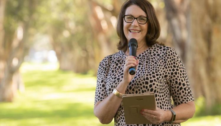 Newcastle Marriage Celebrant Cheryl Forbes