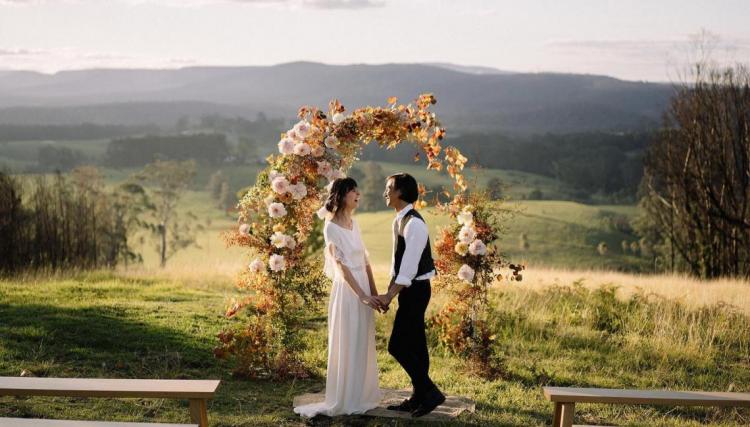 South Coast Wedding Venue Barn on Ridge