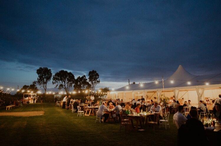 Outdoor wedding reception at Figbird Cottage near Nowra NSW