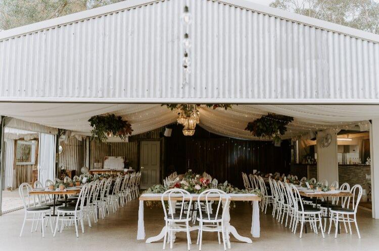 Luxe rustic wedding venue in South Coast bushland