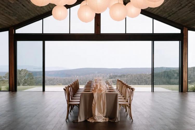 Luxury barn reception Caoura Cliffs