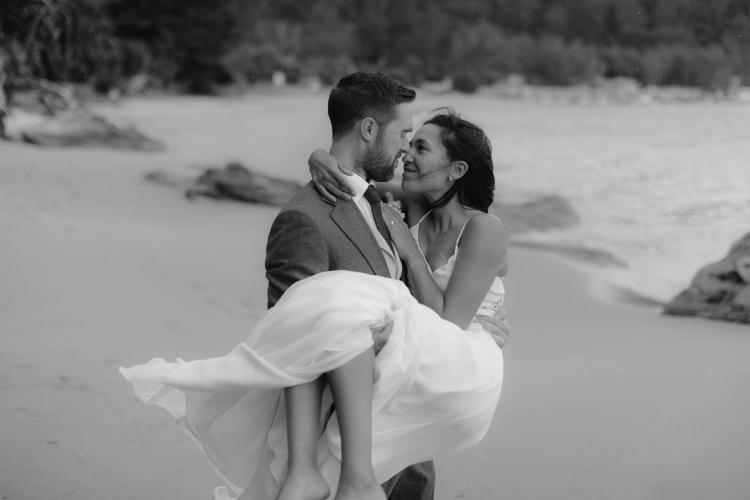 elopement photographer sydney harbour 