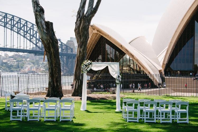 Bennelong Lawn Botanic Gardens Sydney