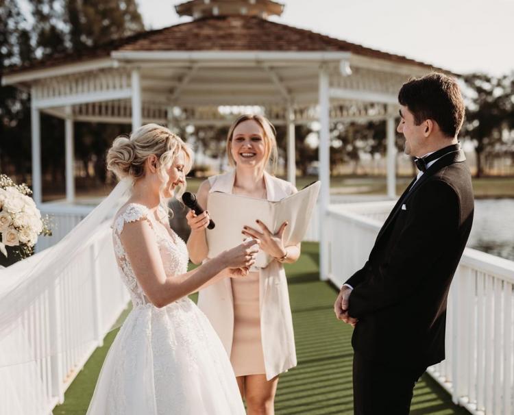 fun wedding celebrant hunter valley